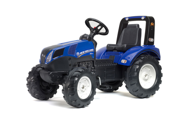 Blå FALK New Holland pedaltraktor med trailer til børn fra 3-7 år. Masser af ekstraudsstyr kan tilkøbes.