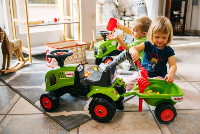 Baby FALK Claas gå-traktor til børn i alderen 1-3 år.