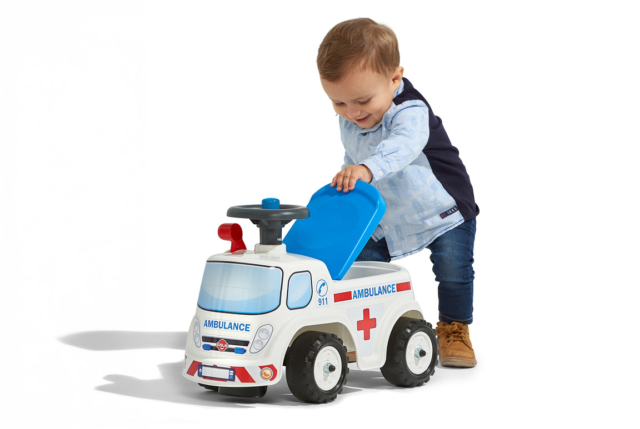 Super flot FALK Ambulance Gåbil til børn fra 1-3 år. En ambulance til børn der ønsker sjov leg.