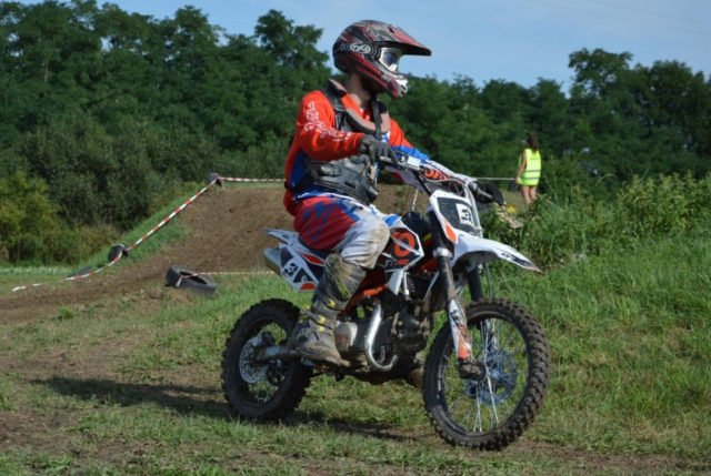 Motocross 140cc Kayo TT140 Crosser til store børn og voksne fra KayoMoto.