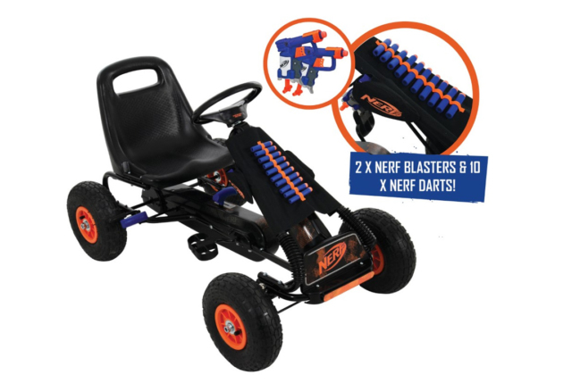 Populær Nerf Thunder Pedalgokart til børn med Nerf-blastere og skumpile.