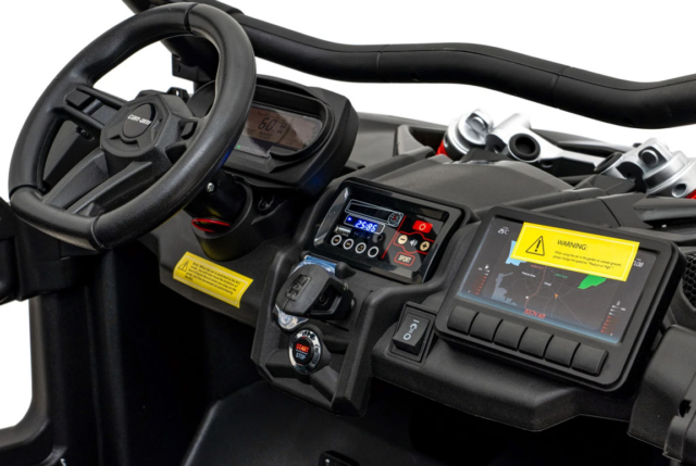 Opgraderet Can-Am Maverick X3 PRO UTV til 2 børn, 2x320W Silent motor