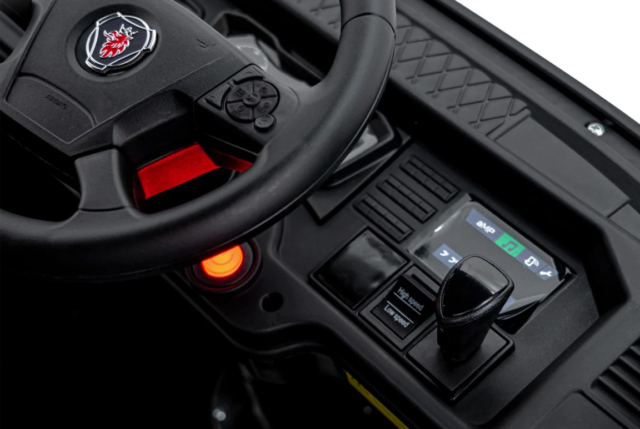 Sort elektrisk Scania 500R Lastbil til børn med 4x12V motorer. Scania Lastbil til børn.