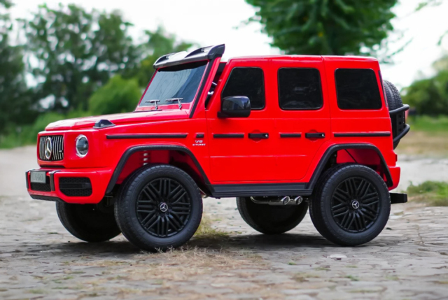 Stor og eksklusiv rød Mercedes G63 AMG XXL elbil til børn med 4x24V, lædersæde, EVA-gummihjul og musikanlæg