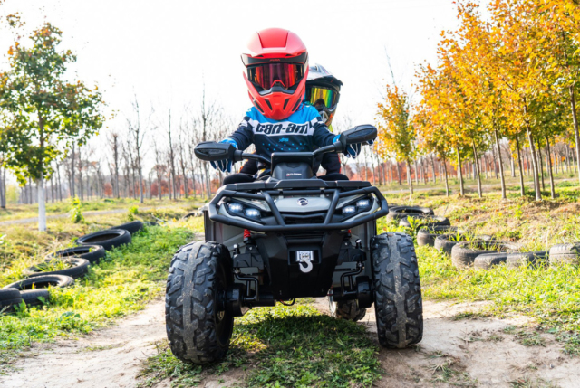 Elektrisk Can-Am Outlander ATV til børn - 4x24V