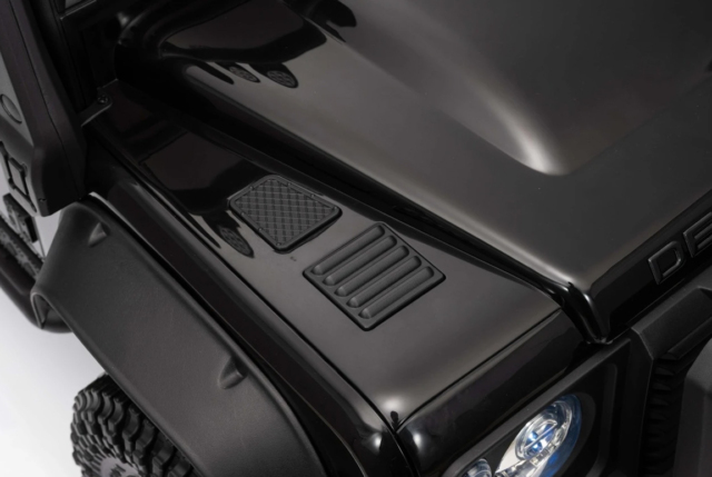 Land Rover Defender 110 SVX Concept elbil til børn, 2x100W, Sort