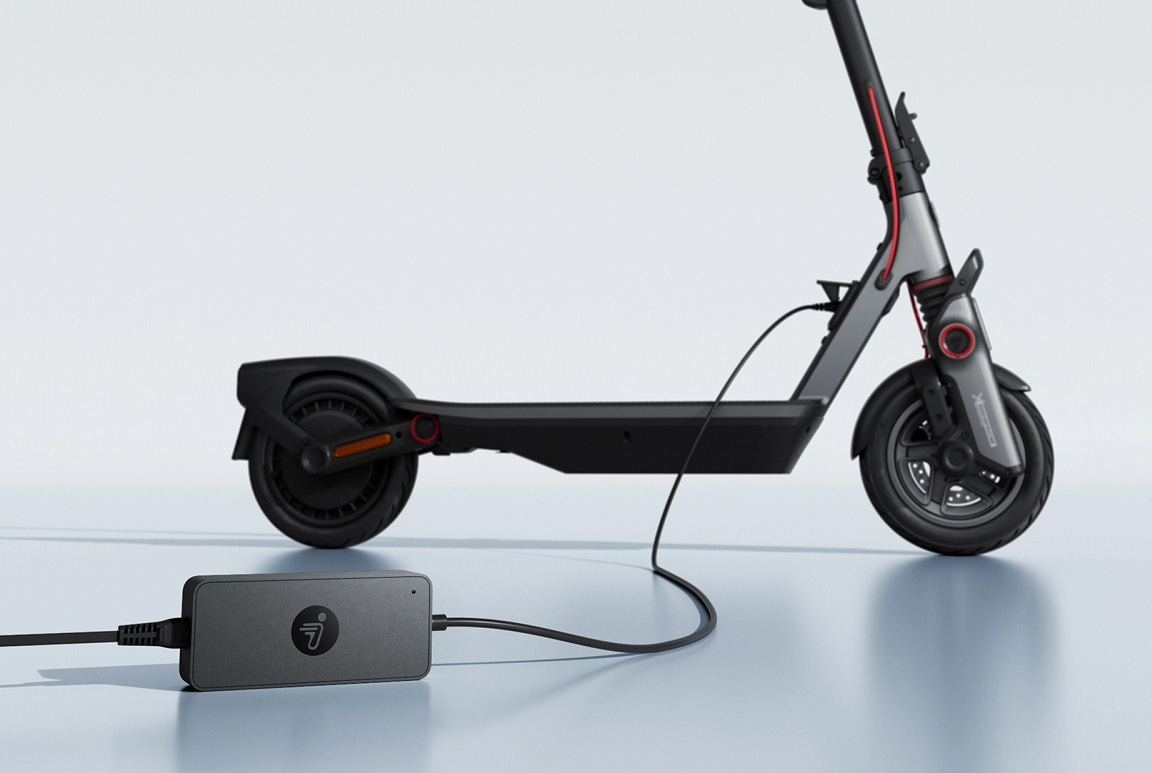 Segway Ninebot Turbo Charger 48V - Lynhurtig opladning til Segway Ninebot F3, MAX G3, ZT3 Pro og GT3-serien af el-løbehjul.