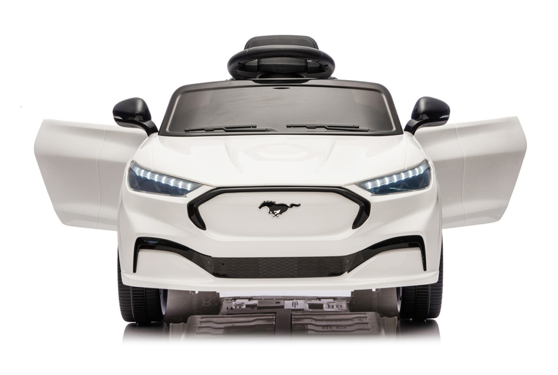 Hvid Ford Mustang Mach-E til børn, 2x24V motorer og lædersæde.