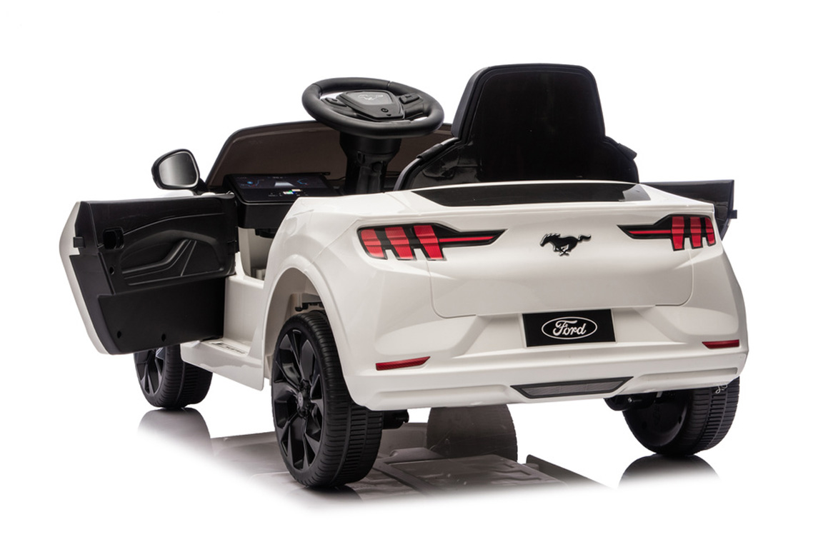 Hvid Ford Mustang Mach-E til børn, 2x24V motorer og lædersæde.