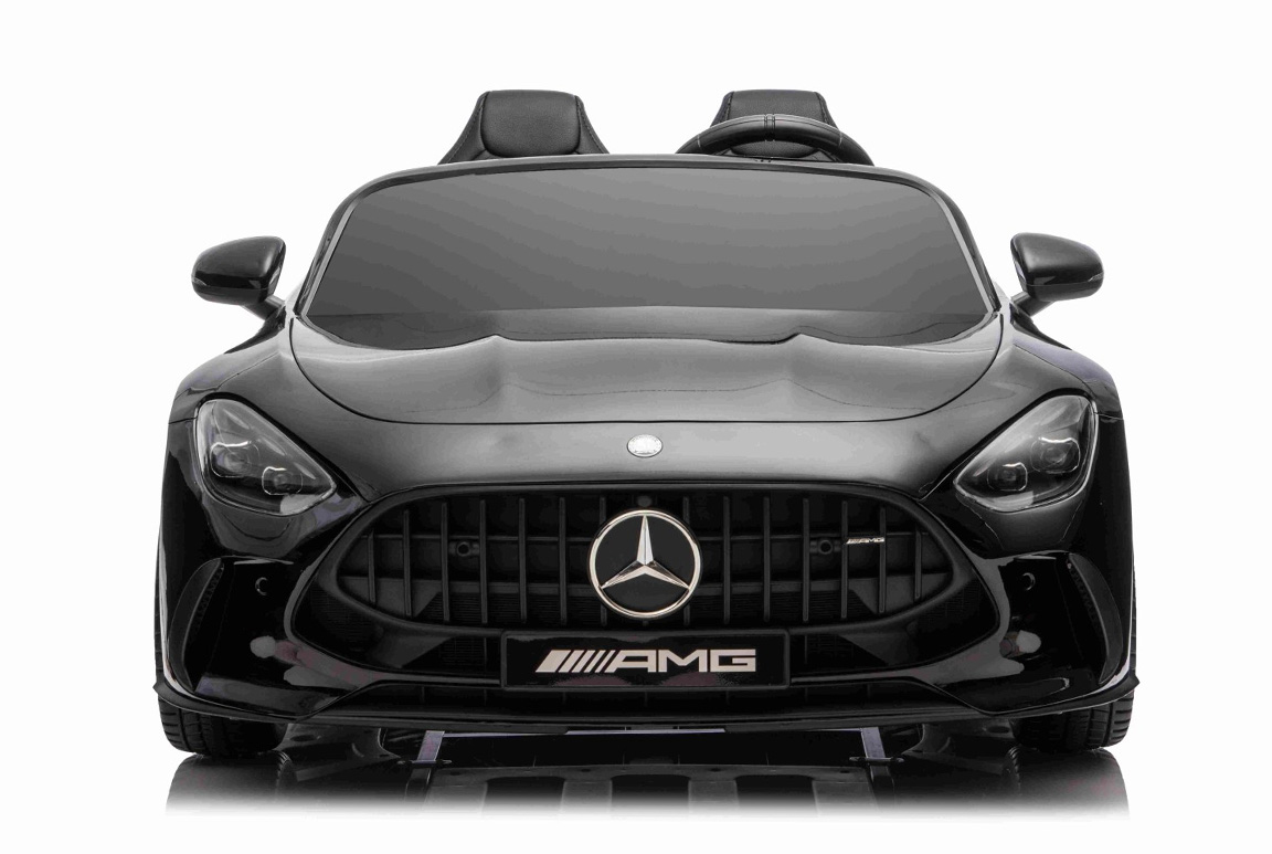 Eksklusiv sort Mercedes GT63 AMG Sportsvogn til børn, 4x200W motorer og lithiumbatteri. Plads til 2 børn.